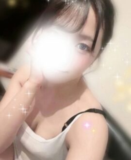 Pure White (ピュアホワイト) 伊阪ひより