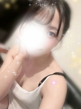 Pure White (ピュアホワイト) 伊阪ひより