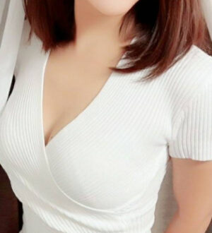 LA BELLA (ラベーラ) 緒方