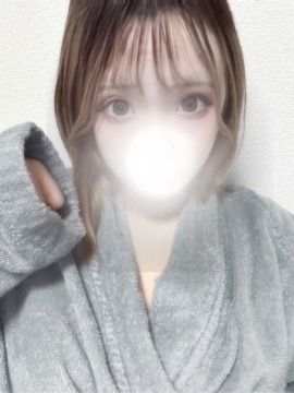 Eminy Luxury (エミニーラグジュアリー) 桜庭れん