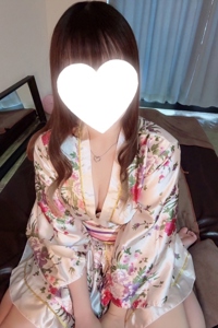 優楽亭 萌衣（めい）