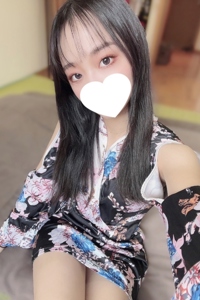 優楽亭 桃音(ももね)