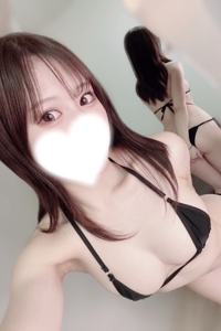 MELTY ROOM (メルティールーム) るな