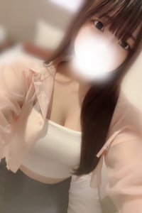 なにわ女子 (ナニワジョシ) 伊織ゆのん