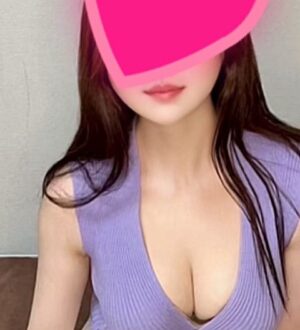 C.r.e.a.m (クリーム) 安達