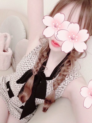 Artist (アーティスト) 桜華美玲