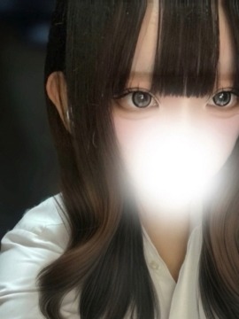 Super (シューペル) なぎ