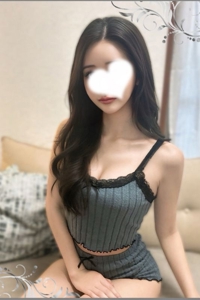 thoroughbred (サラブレッド) 結城さりな