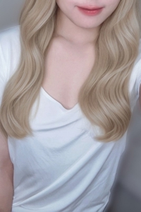 白シャツと彼女 未来（みらい）