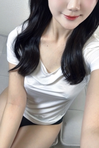 白シャツと彼女 夢乃(ゆの)