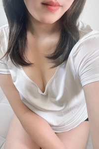 白シャツと彼女 美麗（みれい）