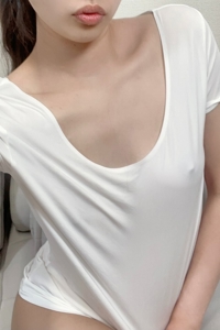 白シャツと彼女 凛（りん）